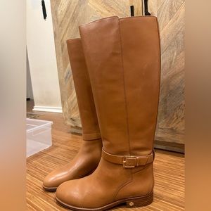 New! Women’s Sz 9 Tory Burch Brooke riding boots. Perfect condition!